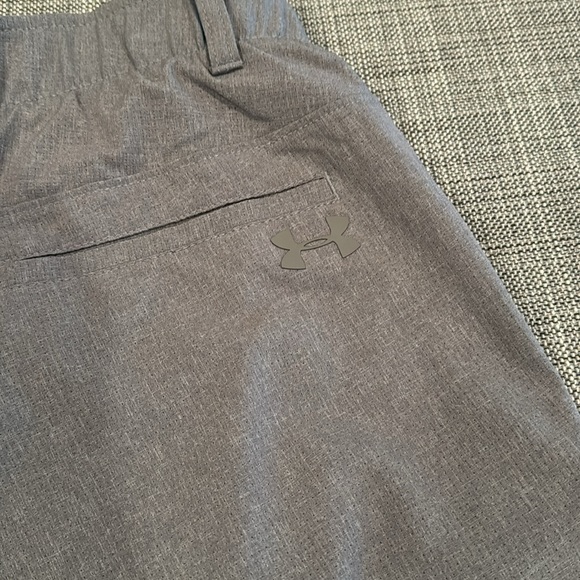 Under Armour, heatgear shorts, 32”, light grey - Picture 5 of 5